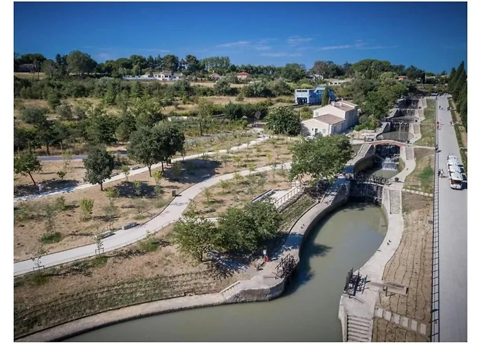 Maison De Kurt Dans Le Sud De La France * Портирань