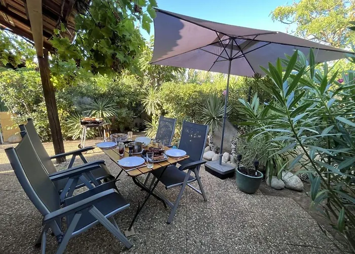 Maison De Kurt Dans Le Sud De La France * Портирань